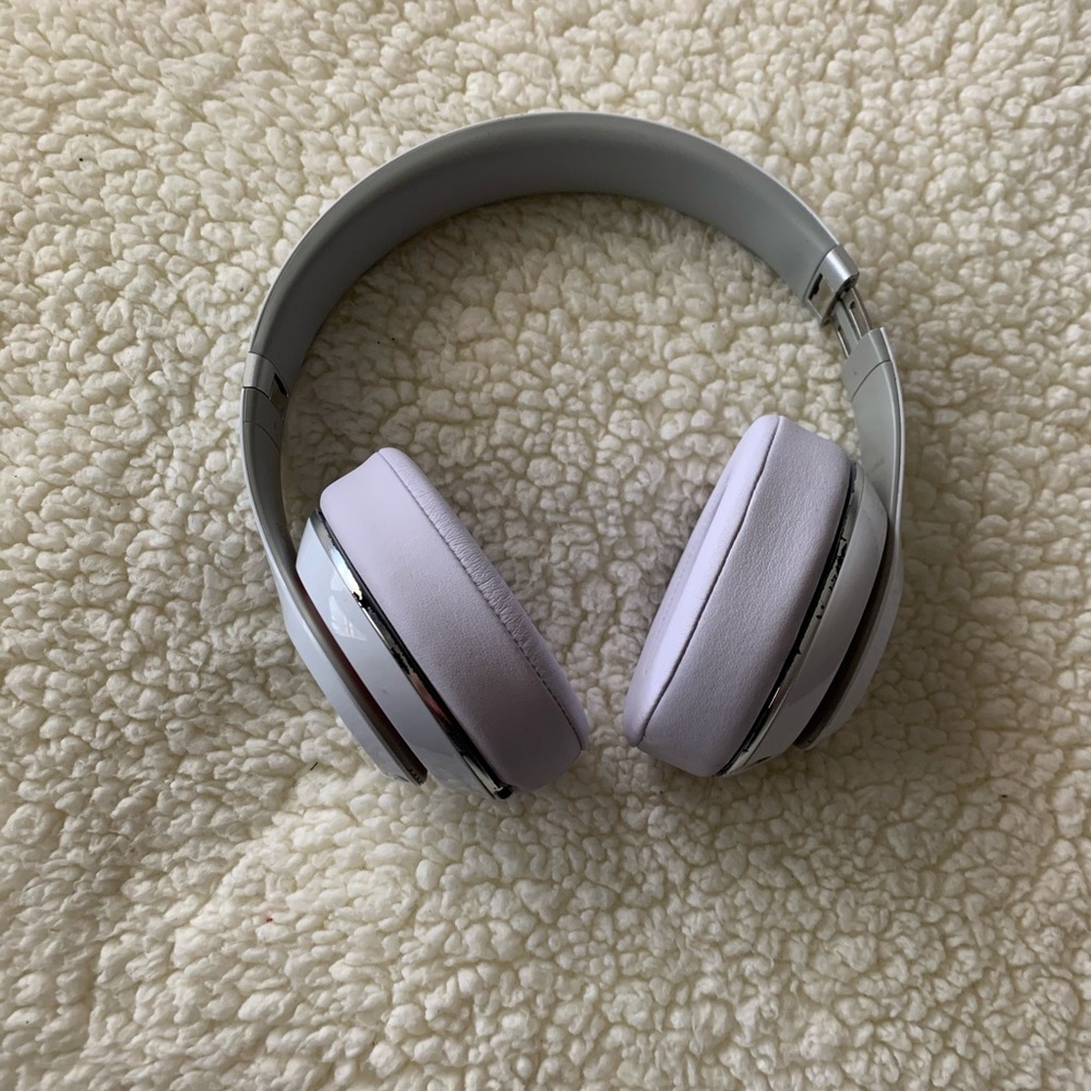 Studio Wireless Beats